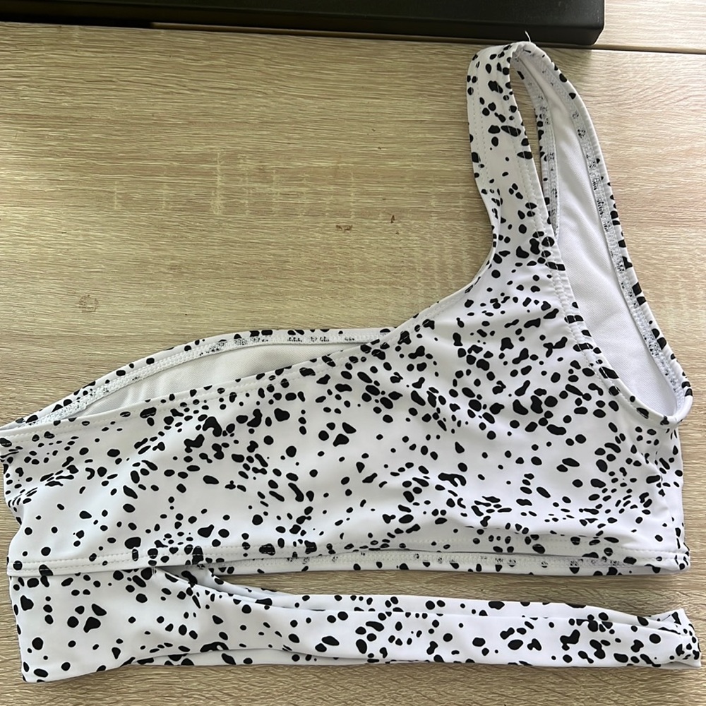 Polka dot bikini top